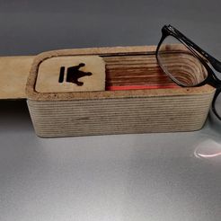 IMG_20220328_210017__01.jpg Wooden Glasses Case