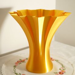 DSC09414-r.jpg Trophy vase #9