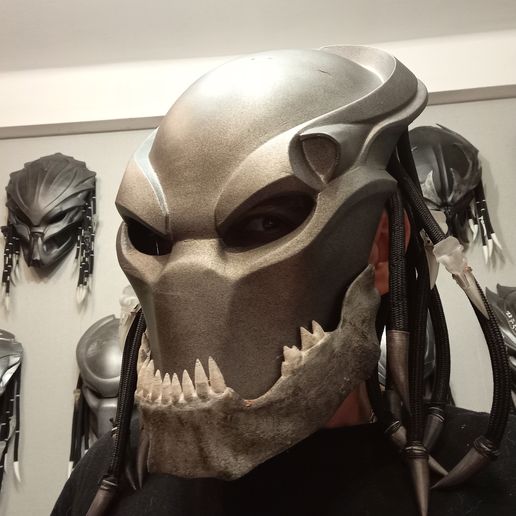IMG_20220209_195218.jpg Predator mask - mr.Black (Berserker)