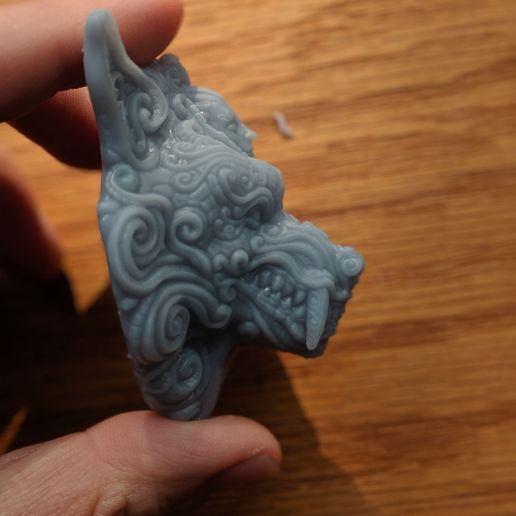 00100dPORTRAIT_00100_BURST20190601080940358_COVER.jpg Орнаментированный волк