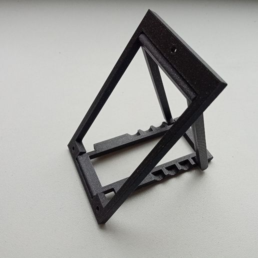 IMG_20251022_141026_721.jpg Foldable picture stand - print in place