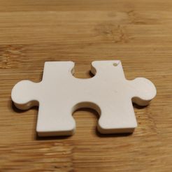 IMG_20231120_203951.jpg puzzle piece keychain