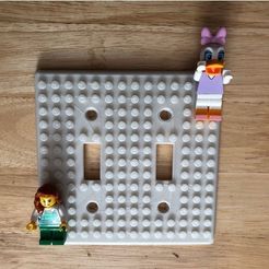 6d05e9fd2e25d26468f8e7d6365f2c08_preview_featured.jpg Free STL file Customizable Wall Switch Plate +/- LEGO・3D printing template to download