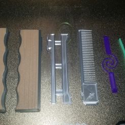 20231203_090320.jpg Woodstock  Double-Action OTF comb