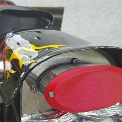 19983510_1409152065838656_8214007526166415799_o.jpg Motorcycle Tail-Light "cover" (for "reference" use only)