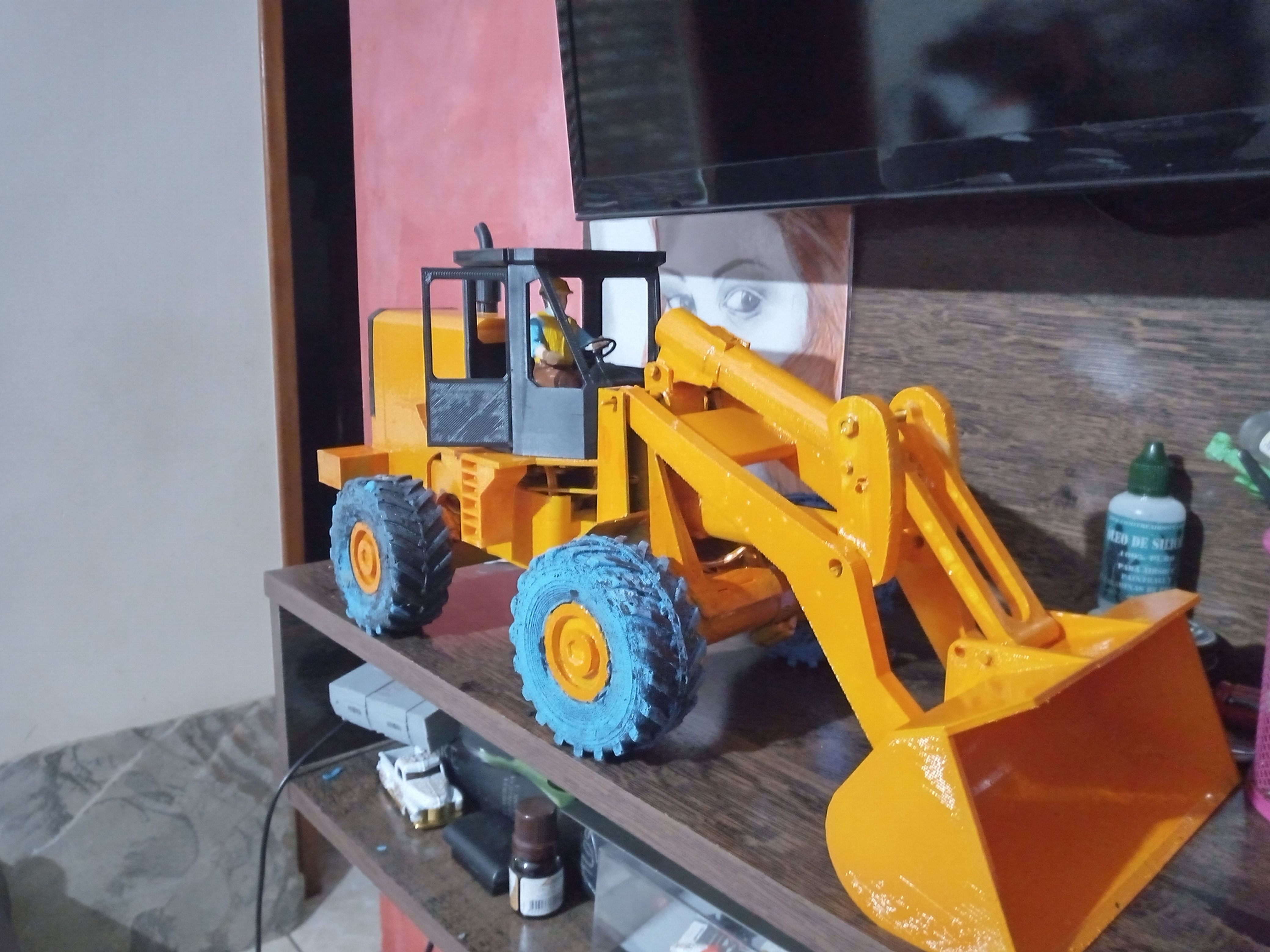 Download STL file RC wheel loader carregadeira • 3D printer model ・ Cults