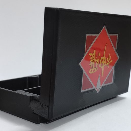 IMG_20201202_091113.jpg Caja de Tabaco Shinra