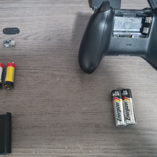 a26861b7-41e5-446f-8a1e-9a8eb834d64a.jpg Xbox One Controller Custom Battery case