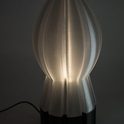 01.jpg Fichier STL gratuit Lampe à fusée・Modèle imprimable en 3D à télécharger, mojtabaheirani