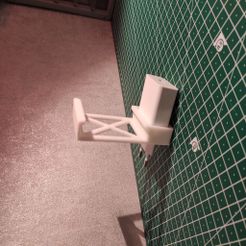Nas mee fie he mi A ia | Laie M0 Date Y eS Tas ate Von ry spat \) A Yost Fichier 3D gratuit Support pour chargeur de téléphone・Modèle à télécharger et à imprimer en 3D