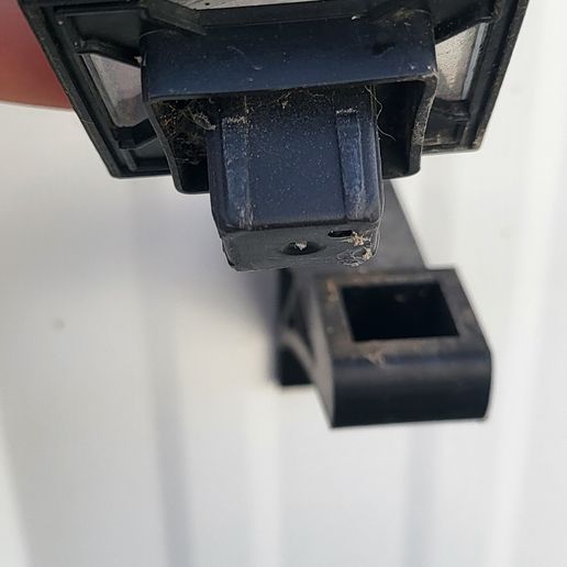 20250320_180736.jpg Solar light angle mount