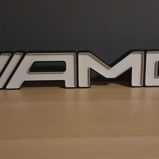 20221121_193155.jpg Lâmpada AMG - Luz Led
