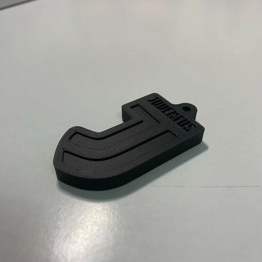 2.jpg Juventus Keychain