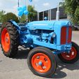 Fordson_Major_-1.jpg Tracteur Super Ebro 55 1/16 transkit - Universal Hobbies