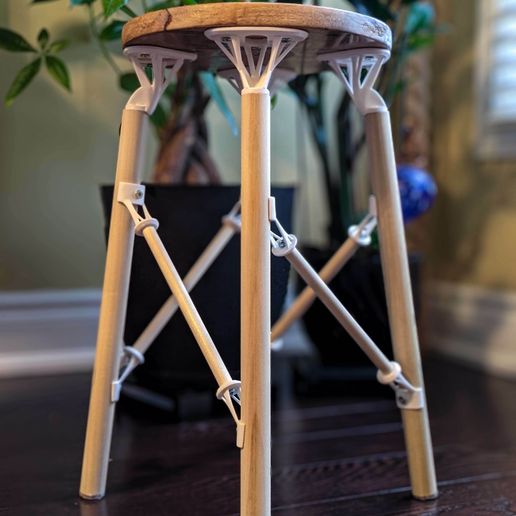 Generative Design / Topology Stool & Furniture Brackets - 3D model önizlemesi