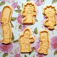 20221214_214157.jpg the Simpsons  - cookie cutter set