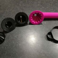 P_20170403_190952.jpg Free STL file Bottle opener/assistance device・Object to download and to 3D print