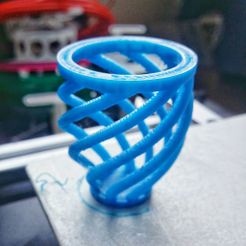 photo5929291589119748250.jpg Download free STL file Calibration vase - Stringing, overhang and bridging test • Object to 3D print, sotenck