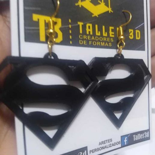 superman emblem earring - 3D model önizlemesi