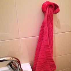 situation.jpg hangs towels, towels