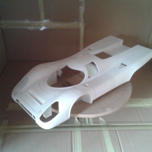 2019-04-17-12.38.17.jpg Porsche 917K à l'échelle 1/8