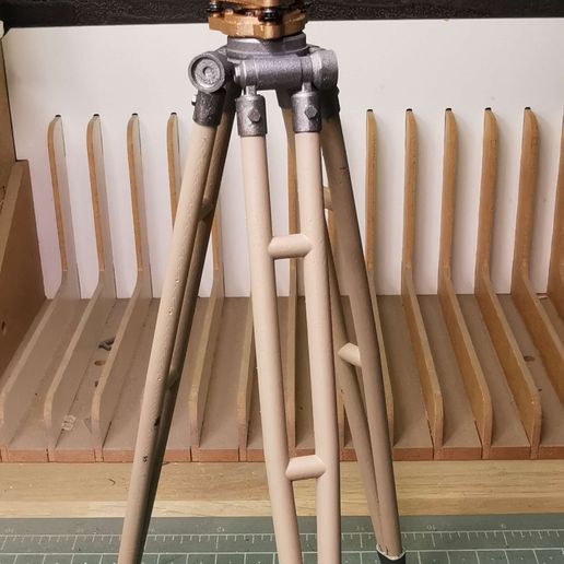 DIORAMA - LRDG compass & theodolite - 1/35