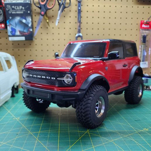 🚙 Body folding mechanism compatible with Tamiya CC02 Ford Bronco
