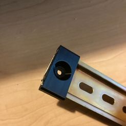 IMG_3731.jpg Бесплатный STL файл Din Rail M4 End Stops・Дизайн 3D принтера для загрузки