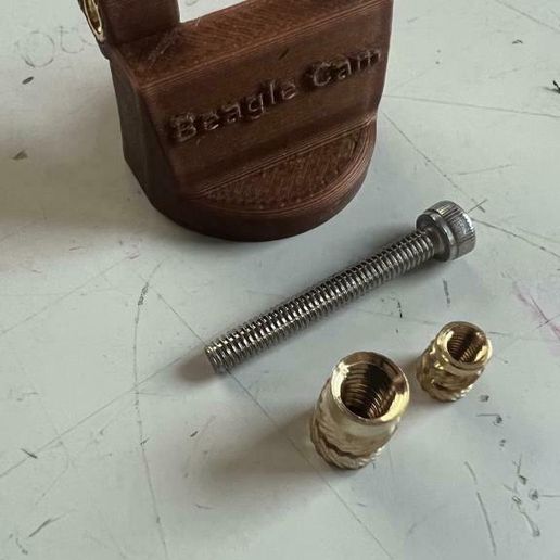 bdb2a2ad-f7a7-4184-9679-d62603a7386b.JPG Soporte para cámara Beagle