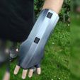 04-1.jpg 3-in-1 protection: forearm, arm/shoulder, shin/knee from science fiction / Cyberpunk