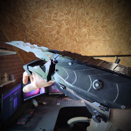 MT57c948Lr0E51U1uGNGxCqbUzlbaDHrkRvufiCdM8Pnp2fq7huSQIl0IB1LHlzBWXjnuSIaRVy2ROQ_8NkC1zGg.jpg Predator blade (Fully movable for cosplay)