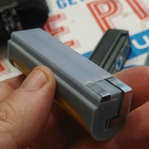 🔋 Epson Photo Viewer P-2000 to P-7000 D111A Battery replacement