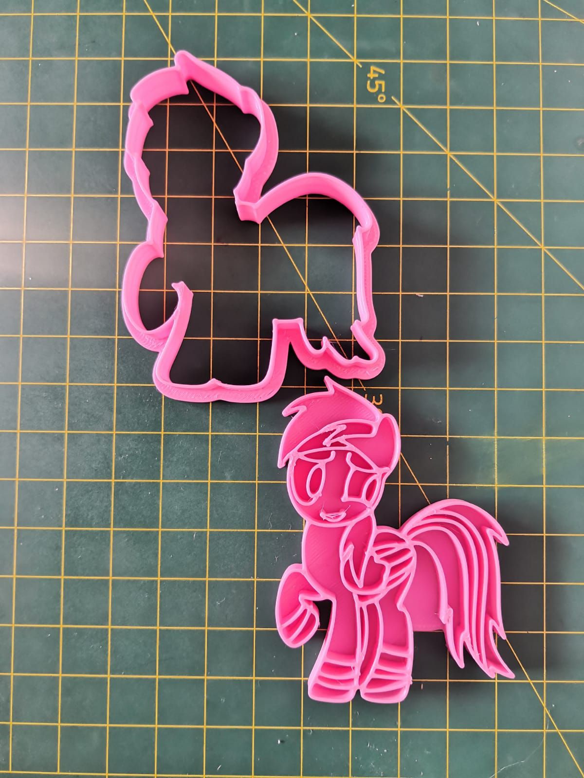 my little pony spike cookie cutter 3D print model 
