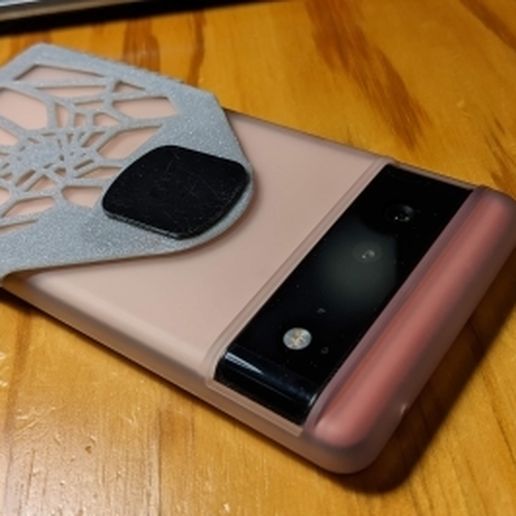 Voronoi Pixel6 magnetic car holder 3D model