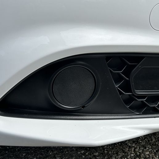 684afe16-edaf-44cd-9b81-d221e94f6a3b.jpeg Alfa Romeo Giulia 952