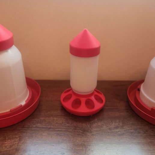 4718783410407482904.jpeg Chicken Feeder Caps