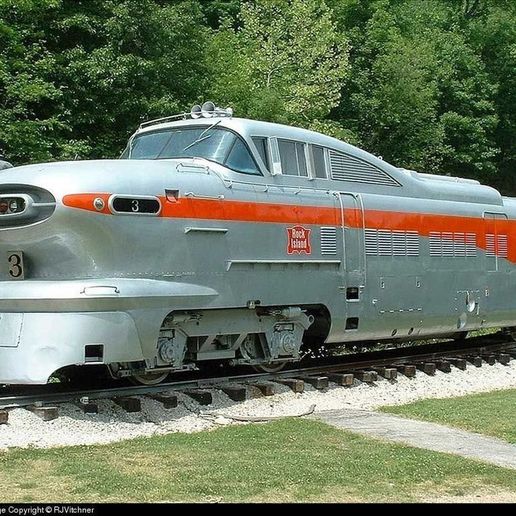 00d90629f3187ce1e1f19941540ec7e2.jpg GM Aerotrain 1955 (EMD LWT12)
