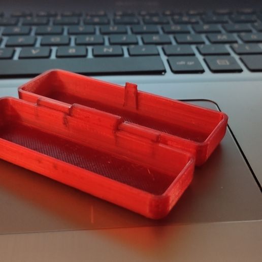 Little box open.jpg Archivo STL gratis Pequeña caja con bisagra (Completamente ensamblada)・Modelo de impresión 3D para descargar, Breizh_Design