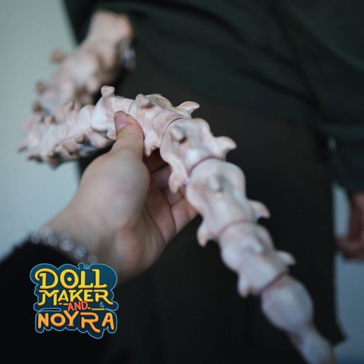 photo_2024-05-18_14-21-55-2.jpg Fursuit base: cola de esqueleto