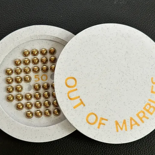 Caixa de Armazenamento com Tampa de Rosca para Fichas de Jogo