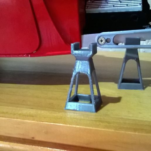 WP_20190311_17_27_33_Pro.jpg Modellauto-Stand