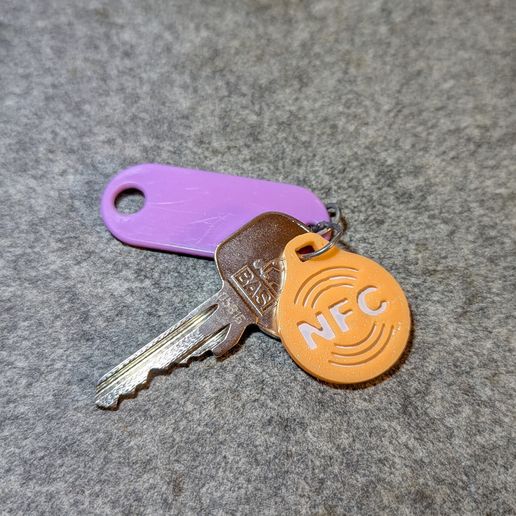 Брелок с NFC меткой 3D model