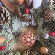 415214645_6674954512627585_4117495470590371535_n.jpg Voronoi Christmas ball Ornament