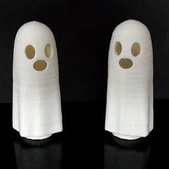 wobbly_ghosts_display_large.jpg Free STL file Wobbly Ghosts!・3D print model to download