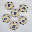646375579_10237061180808185_3879119286294711072_n.jpg Blueberry Muffin Clicker Keychains
