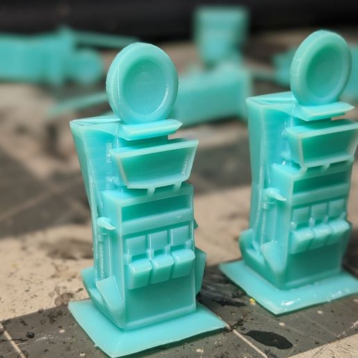 PXL_20201010_124951397.PORTRAIT-01.COVER.jpg Атомно-панк бензонасос