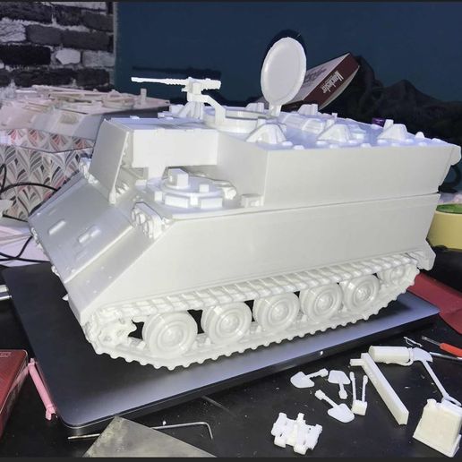 real-main.jpg M577 Command Post Carrier