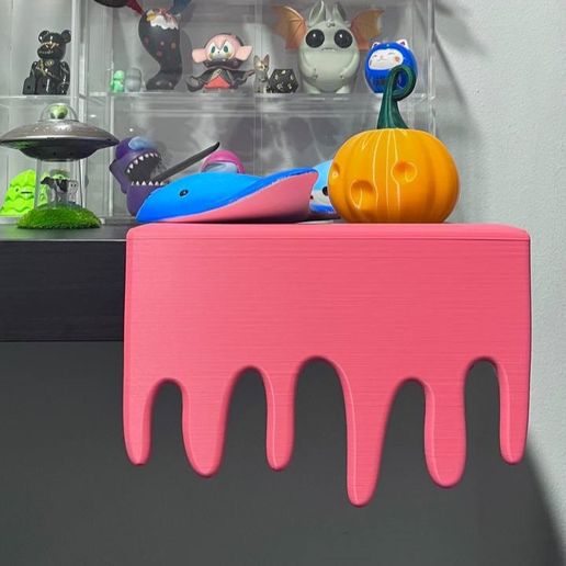 photo_2024-04-07_08-24-14.jpg Витрина с капающей краской