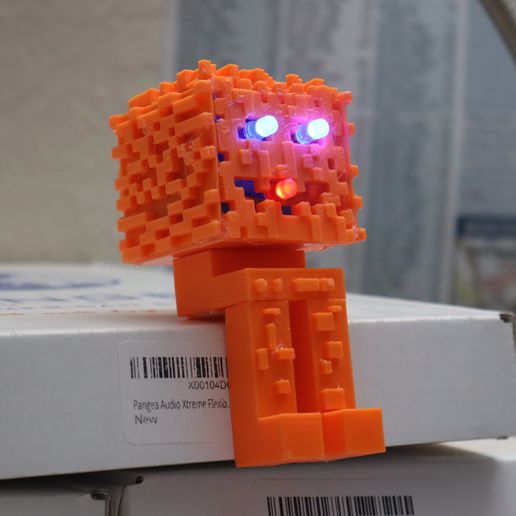 IMG_1300.JPG 3D Printed Minecraft Pumpkin Figure