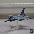 F16-1.jpg F-16 ファイティング・ファルコン - 1/43スケール モデル
